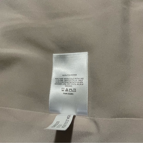 Like New Womans Express Blazer - Picture 5 of 7